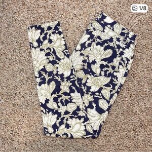 Orvis paisley Chinos, Size 10, navy/ green/white